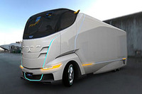 三菱ふそう FUSO-Concept II 発表…20年後の大型トラック 画像