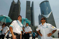 F1が上海のストリートに登場 画像