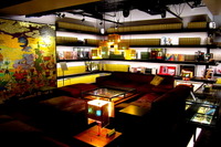 35万円超のミニカーを展示…大人のためのクルマ本専門店 画像