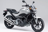 ホンダ 大型ネイキッド NC700S デュアルクラッチモデル追加 画像