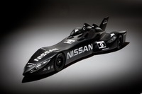【ルマン24時間 2012】日産、本社ギャラリーで中継放映 画像
