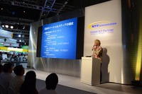 【Interop Tokyo 12】津田大介「ソーシャルメディアは人間力の高い人に教えて対応した方がうまくいく」 画像