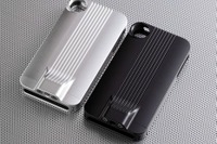 由良拓也デザインのiPhoneケースに新色ブラック登場 画像