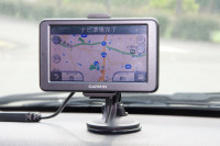 【GARMIN nuvi 2582V 写真蔵】VICS&みちびき対応の高精度PND中核モデル 画像