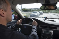 ボルボの安全技術、高速道路上での追突リスクを最大42%まで軽減 画像