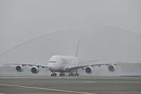 エミレーツ航空、ドバイ-成田線でエアバスA380の運航を開始 画像
