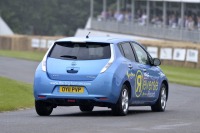 【グッドウッド12】日産 リーフ リバース走行でヒルクライム新記録［動画］ 画像