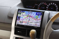 富士通テン、AVN-ZX02i 用取り付けキットを10車種追加 画像