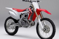 ホンダ、市販MXマシン CRF450R をフルモデルチェンジ 画像