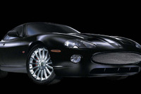 ジャガー XKR、25台限定「ブラックナイト」 画像