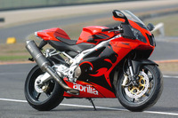 【インターモト04】アプリリア RSV1000R…燃える炎 画像