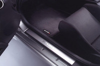 NISMOから、フェアレディZ用キッキングプレート&リアウィング 画像
