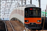 東武鉄道、リチウムイオン電池活用の電力貯蔵装置を導入 画像
