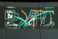 【カロッツェリア サイバーナビ VH99HUD インプレ前編】斬新なだけでなく実用性にも優れたHUDナビゲーション 画像