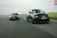 日産 ジューク-R 、最強の ポルシェ911 と対決［動画］ 画像