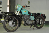 【昭和30年代モーターサイクル】 英サンビームを手本にしたライナーTW1（1954）［写真蔵］ 画像