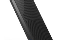 容量8000mAh、2.1Aの出力ポートを2基搭載するモバイルバッテリー 画像