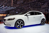 ボルボ、2013年国内投入のV40にRデザインは? 画像