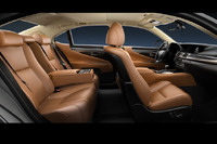 【見積もりとってみた】スピンドルグリルのレクサス LS460は932万円 画像