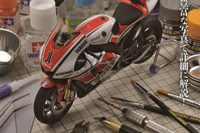 ホビージャパン、オートバイ模型製作のガイドブックを発売 画像