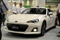 【福祉機器展12】運転補助装置付きBRZ…装置の価格は24万円 画像