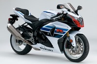 【インターモト12】スズキ、新型バーグマン650 などを発表 画像