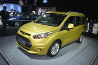 【パリモーターショー12】フォード、トルネオ&トランジット 新型を発表…グローバル小型商用車 画像