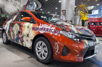 ファン必見のオーリス痛車登場…アムラックス東京 画像