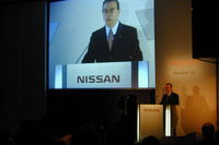 日産ゴーン社長、三菱との軽提携強化は検討中 画像