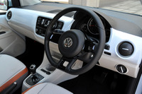 VW up!、発売3週間で3000台を受注 画像