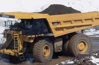 キャタピラージャパン、新型ダンプトラック Cat 785D を発売 画像