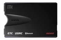 デンソー、スマートフォンと連携するITSスポット対応DSRC車載器を発売 画像