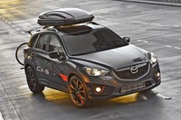 【SEMAショー12】マツダ CX-5、米有名俳優&レーサーがカスタマイズ 画像