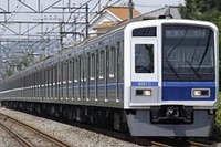 西武鉄道、6000系電車シートクッションを発売 画像