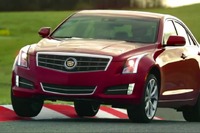 キャデラックのスポーツセダン、ATS…2.0ターボが10ベストエンジンに 画像