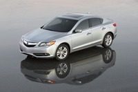 アキュラの小型入門セダン、ILX…販売不振で早期改良を示唆 画像