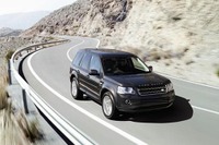 ランドローバー フリーランダー2/ディスカバリー4、2013年モデルの仕様と価格を発表 画像