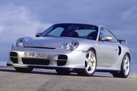 【デトロイト・ショー出品車】ポルシェ『911 GT2』が…… 画像