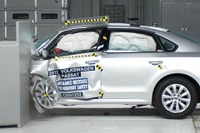 【IIHS衝突安全】VWの北米専用パサート 新型…最高評価 画像