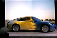 ポルシェ 911 カレラ4S 新型、3Dプロジェクションマッピングで走る［動画］ 画像