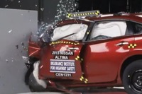 【IIHS衝突安全】日産 アルティマ 新型、北米主力セダンに最高評価［動画］ 画像