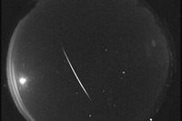 2013年の夜空を飾ったしぶんぎ座流星群 画像