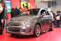 【アバルト 500シリーズ 改良新型】ニッチブランドからの脱却目指す 画像