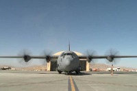 アフガニスタンで活躍する第722遠征空輸飛行中隊 アメリカ空軍 画像
