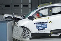 【IIHS衝突安全】マツダCX-5 に最高評価 画像