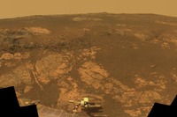 9周年を迎えた火星探査機オポチュニティーからマティジェビック・ヒルのパノラマ画像 画像