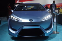 【デトロイトモーターショー13】トヨタ FCV-R…次世代燃料電池車コンセプト［詳細画像］ 画像