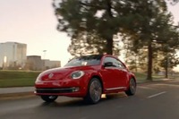 VW、米スーパーボウルCMが完成…ザ・ビートルでみんなハッピー［動画］ 画像