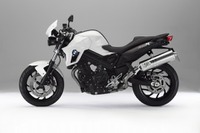 BMWモトラッド、F800RとF1200Rを11~12%値下げ 画像