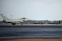 ラングレー空軍基地に着陸するタイフーン FGR4 画像